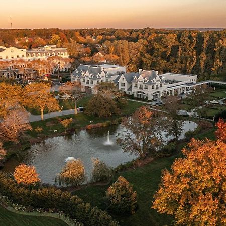 The Chateau Grande Hotel East Brunswick Bagian luar foto