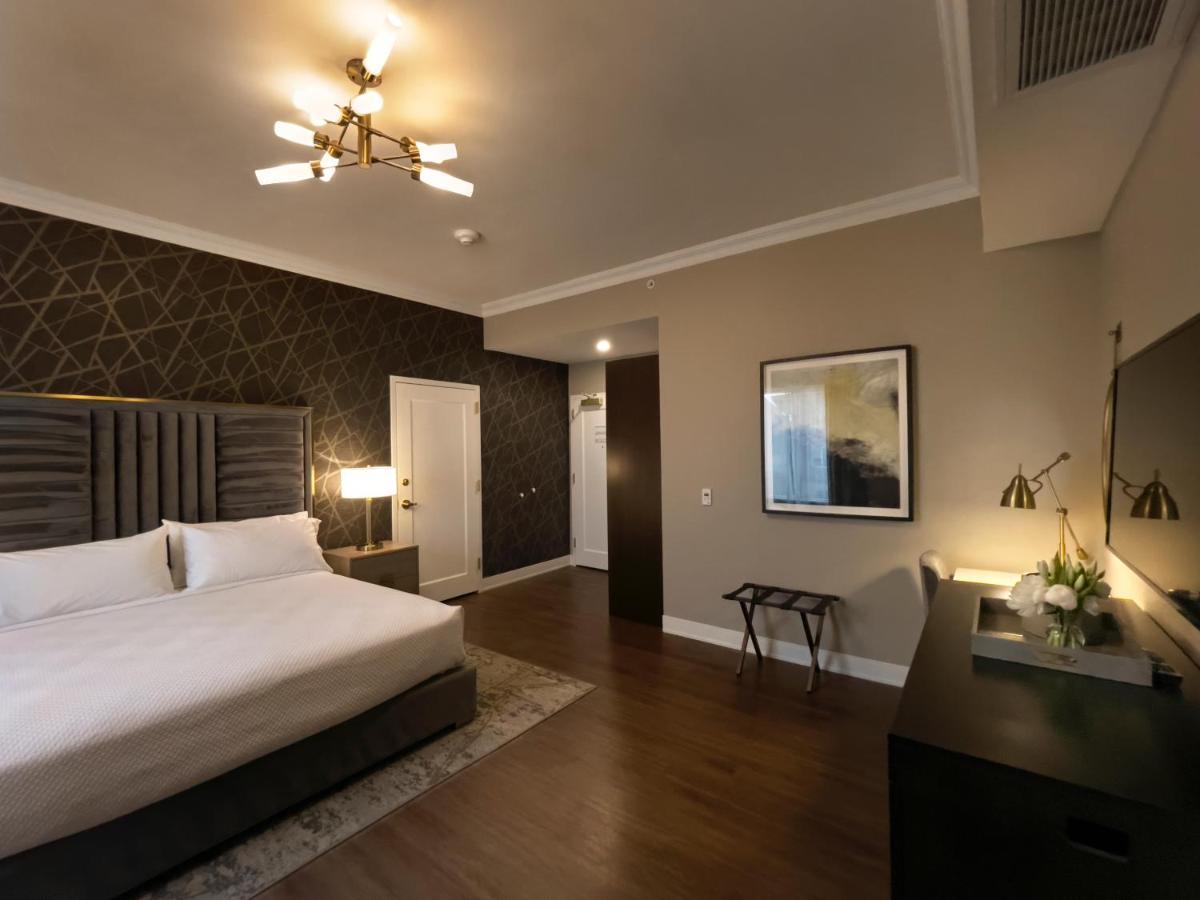 The Chateau Grande Hotel East Brunswick Bagian luar foto
