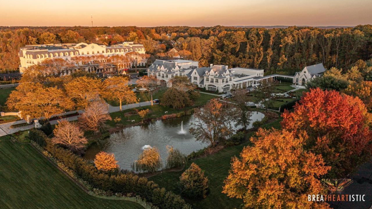 The Chateau Grande Hotel East Brunswick Bagian luar foto