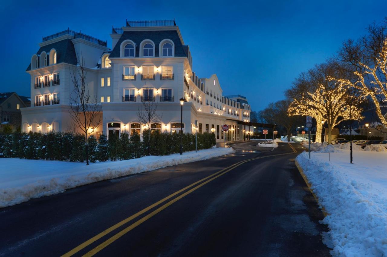 The Chateau Grande Hotel East Brunswick Bagian luar foto