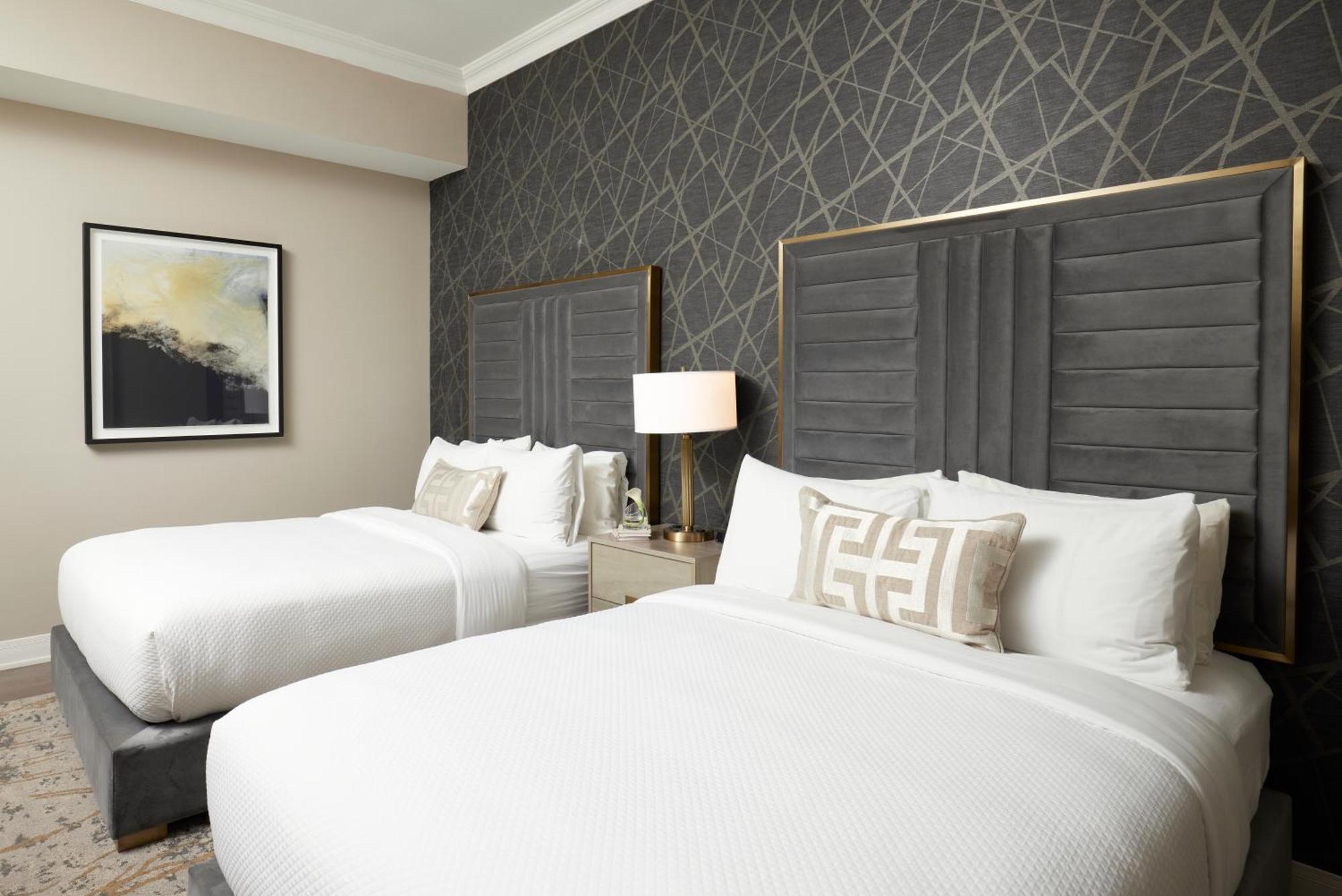 The Chateau Grande Hotel East Brunswick Bagian luar foto