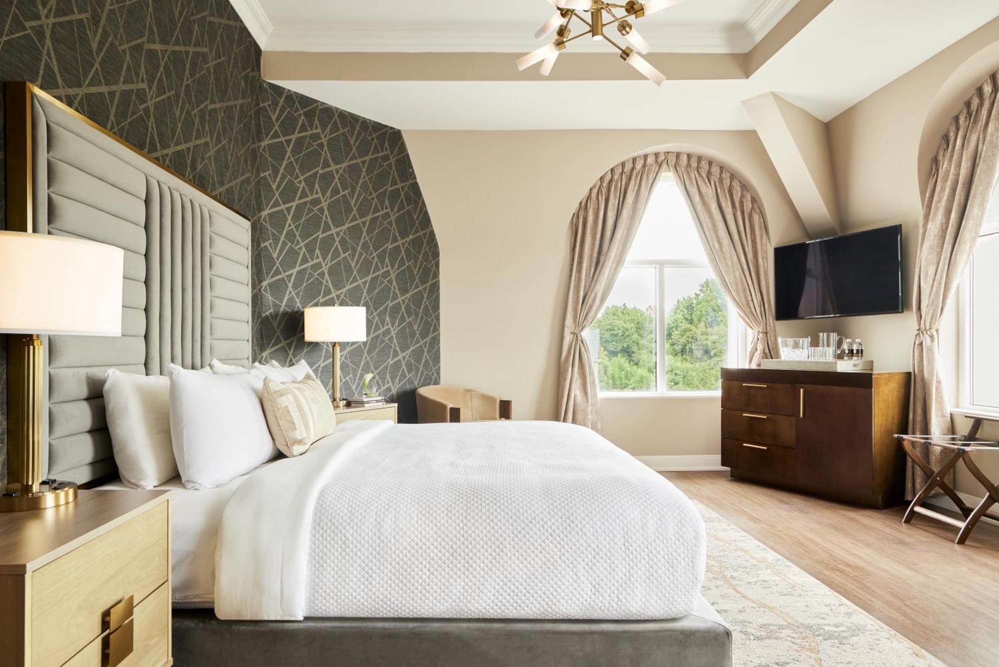 The Chateau Grande Hotel East Brunswick Bagian luar foto